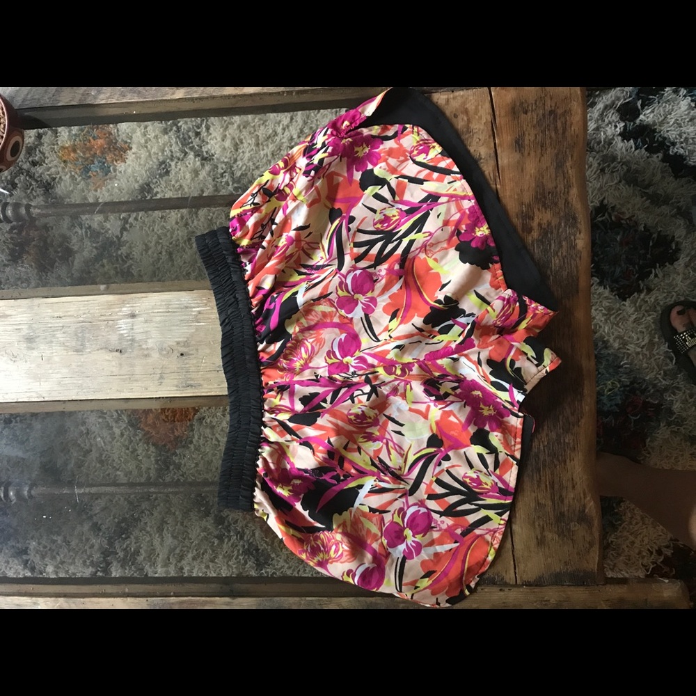 Reversible shorts