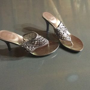 Bronze open toe pumps 👠