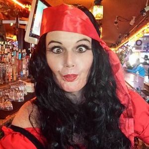 Meet your Posher, Ditra