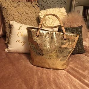 🌟AUTHENTIC🌟Michael Kors gold metallic purse