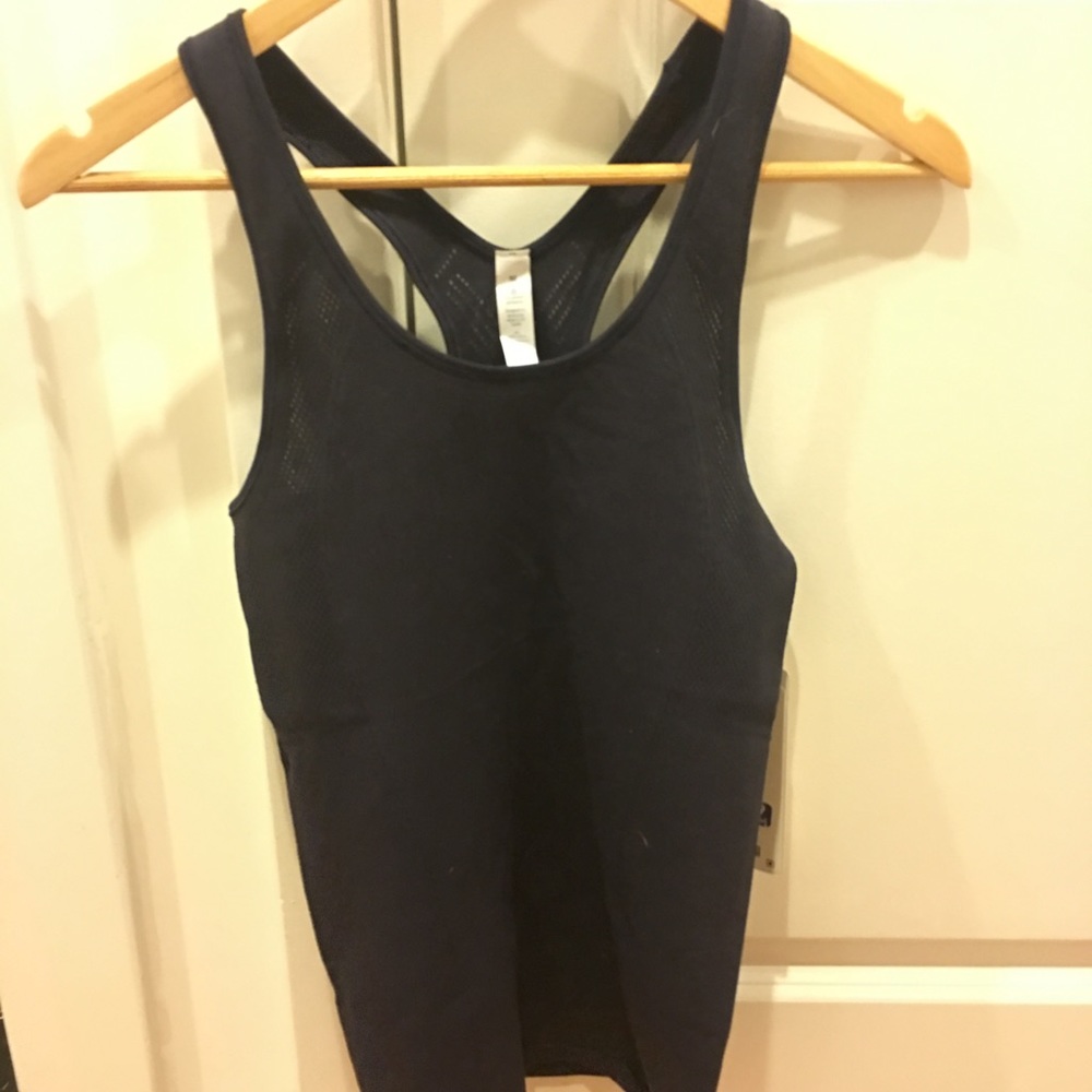 Lululemon Reveal Racerback