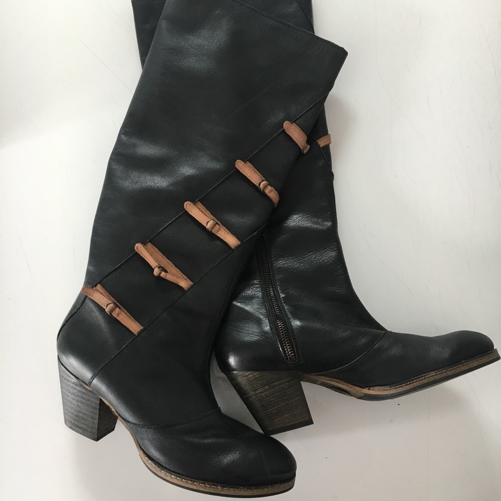 Ink wood Boots by Holding Horses