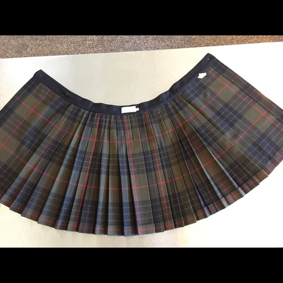 Benneton Wrap Skirt - Picture 3 of 5
