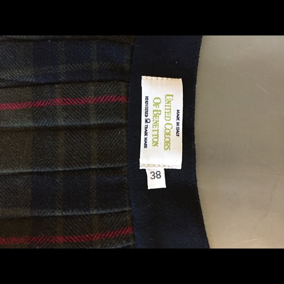 Benneton Wrap Skirt - Picture 5 of 5