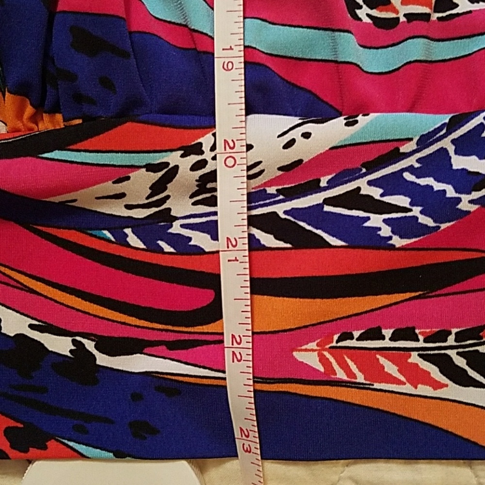 Premise small banded bottom poly multi-colored top - Picture 5 of 6