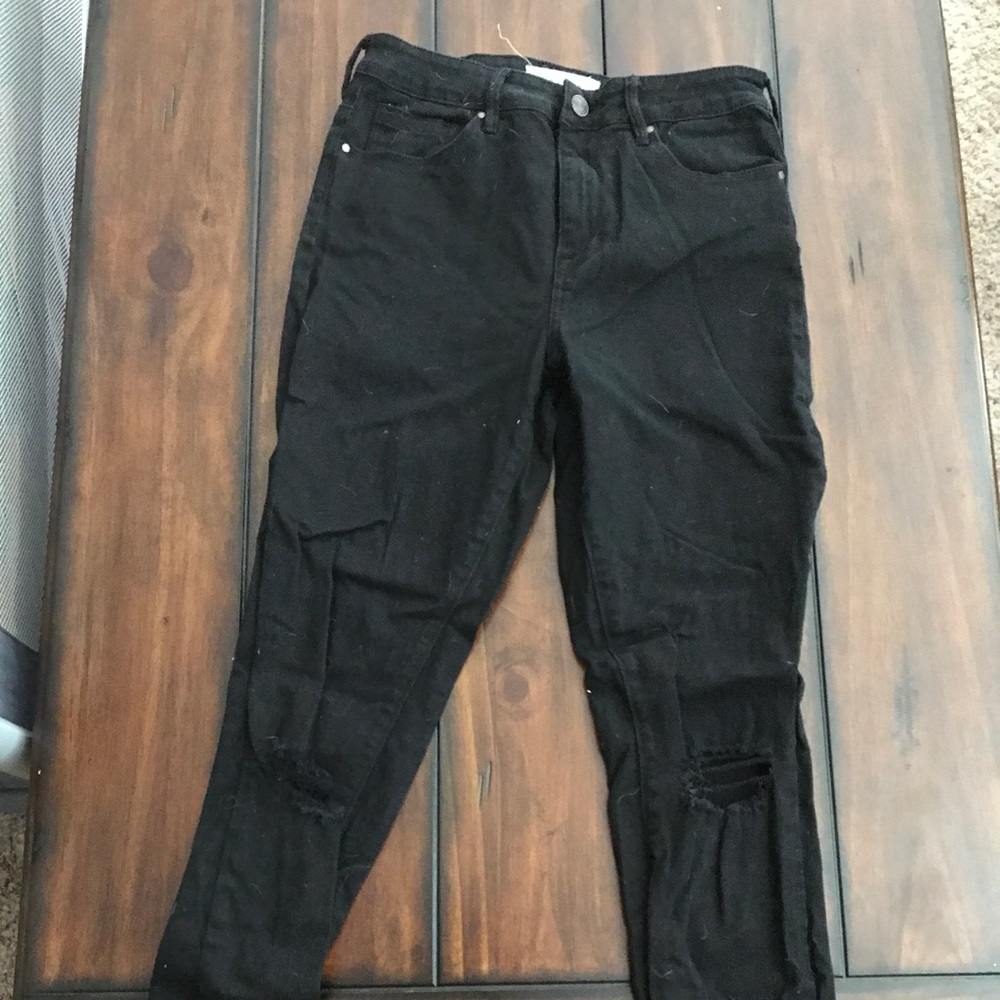 Black skinny jeans