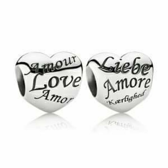 🚫SOLD🚫Discontinued Pandora Bracelet With charms - Picture 3 of 4