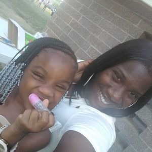 Meet your Posher, Tanekia