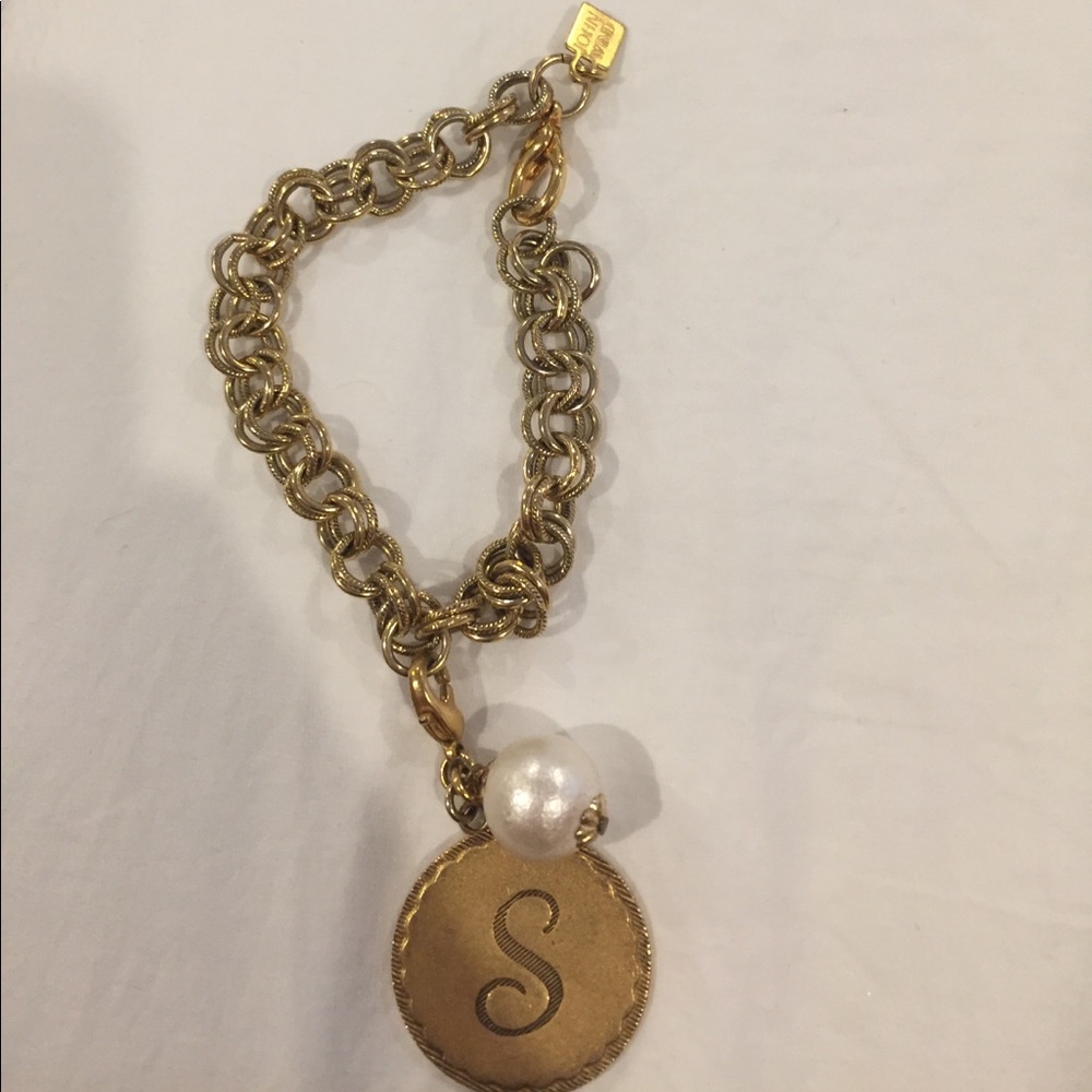 John Wind 'S' Bracelet Gold