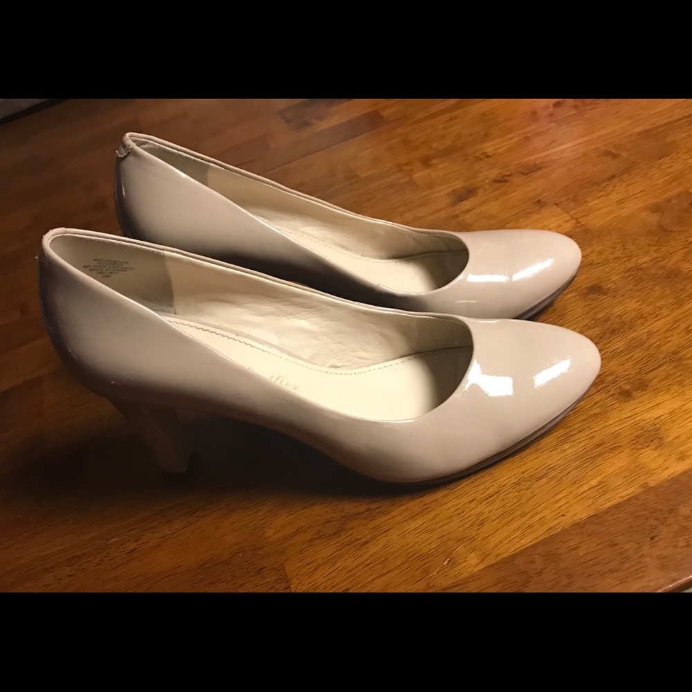 Women's Shoes