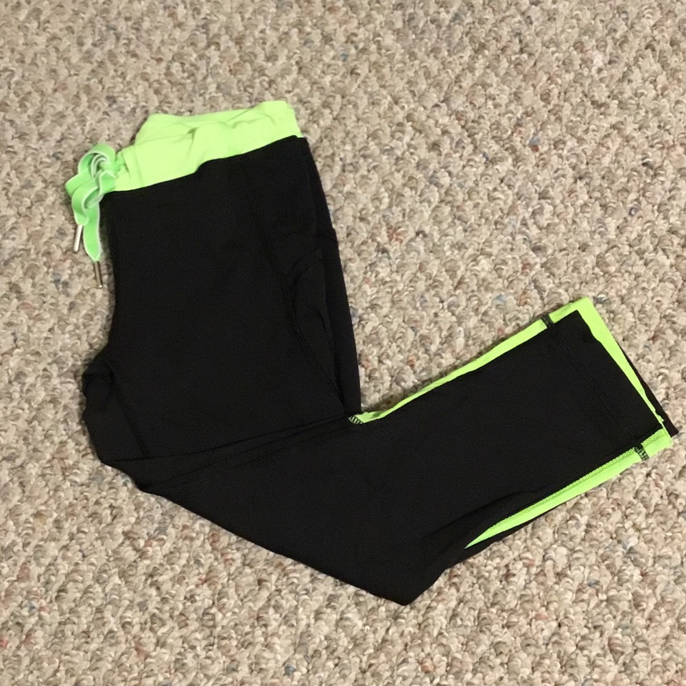 Lululemon - Cropped Legging