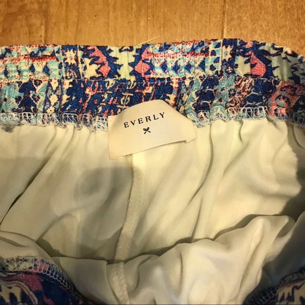 Patterned pants - Picture 2 of 2