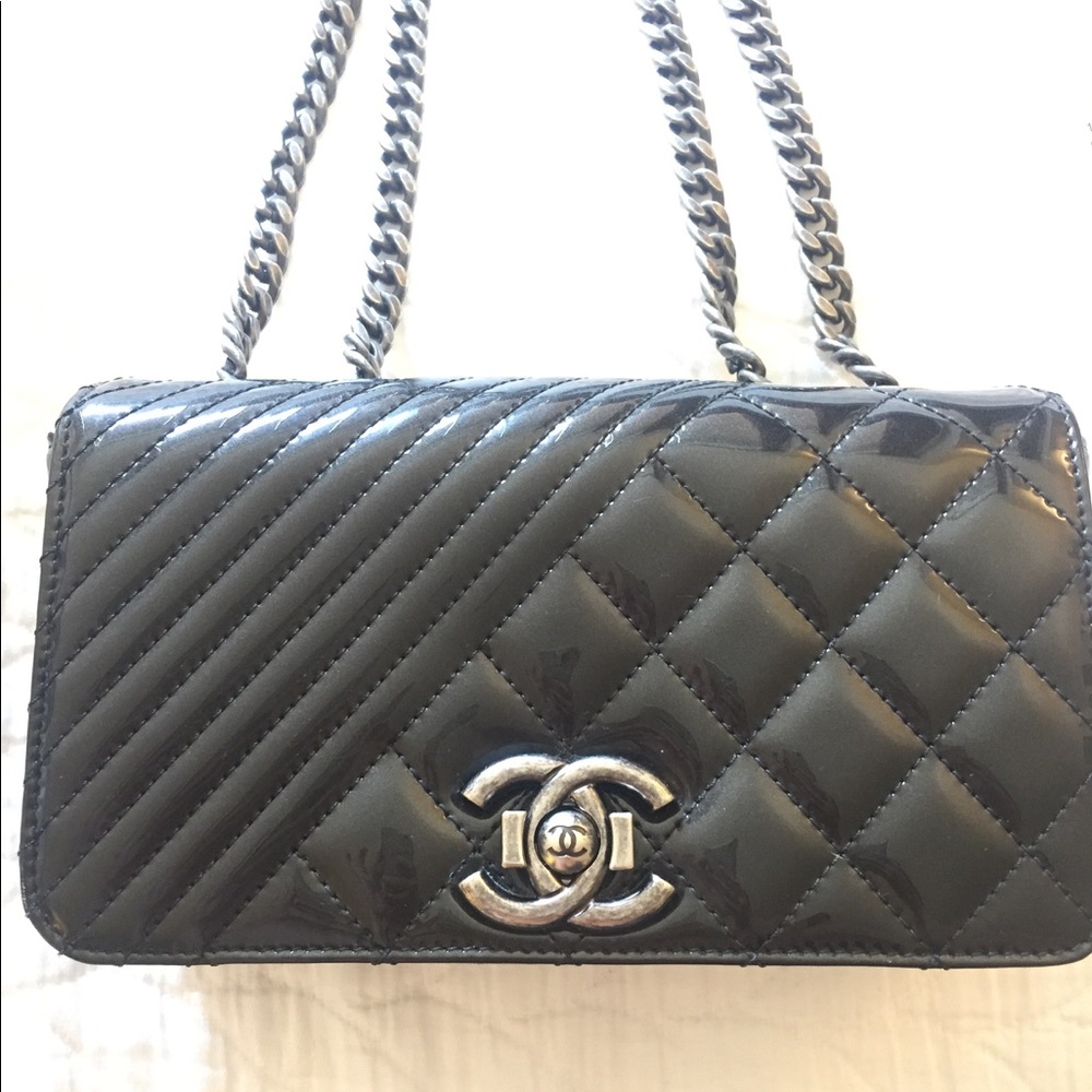 🚫SOLD🚫 Chanel flapbag in grey