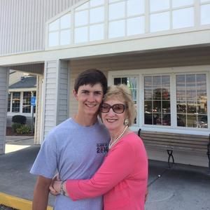 Meet your Posher, Gail