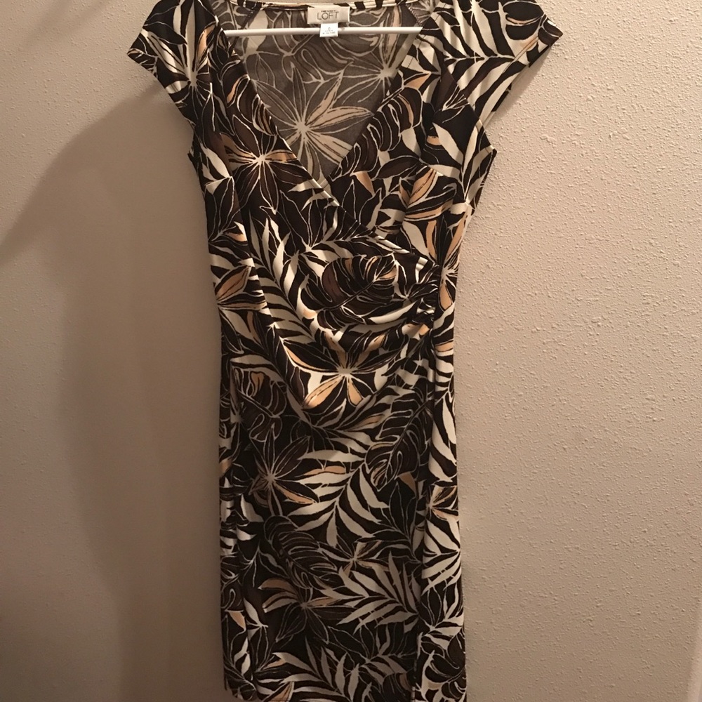 Loft dress in EUC