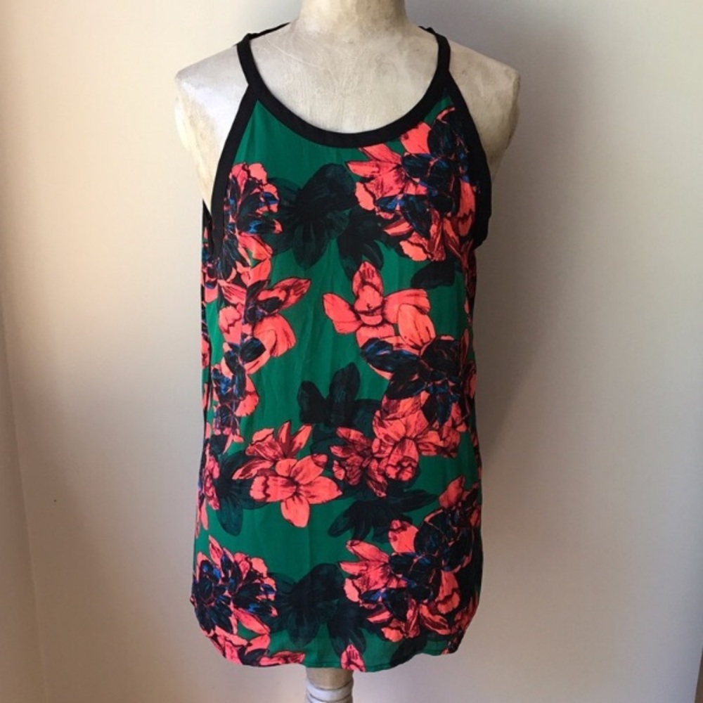 Vince Camuto floral sleeveless blouse