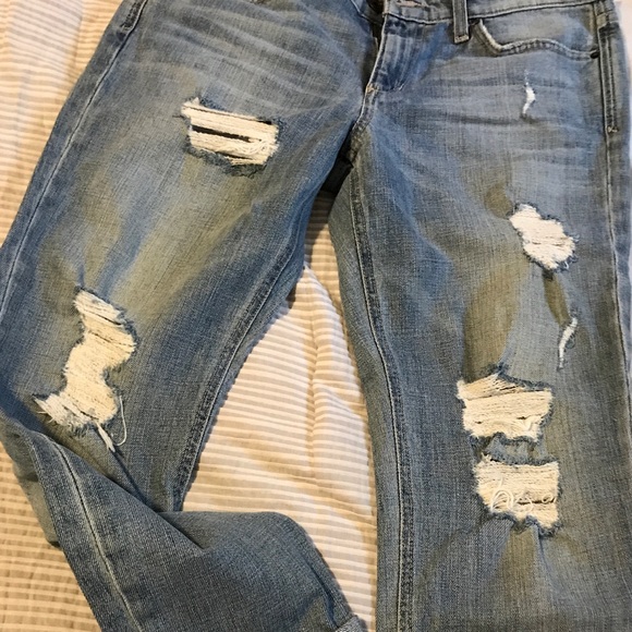 Host Pick🍁🍂Genetic distressed jeans - Picture 5 of 8