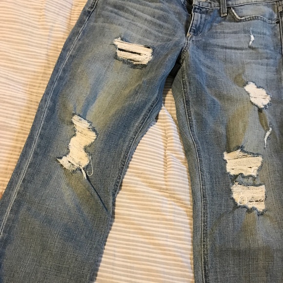 Host Pick🍁🍂Genetic distressed jeans - Picture 6 of 8