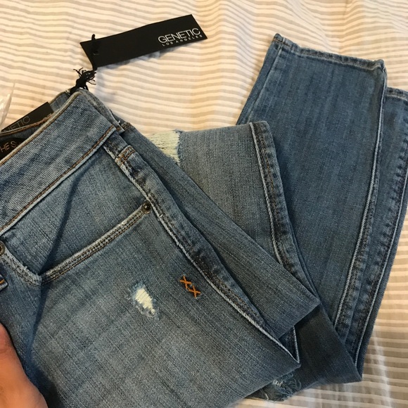 Host Pick🍁🍂Genetic distressed jeans - Picture 7 of 8