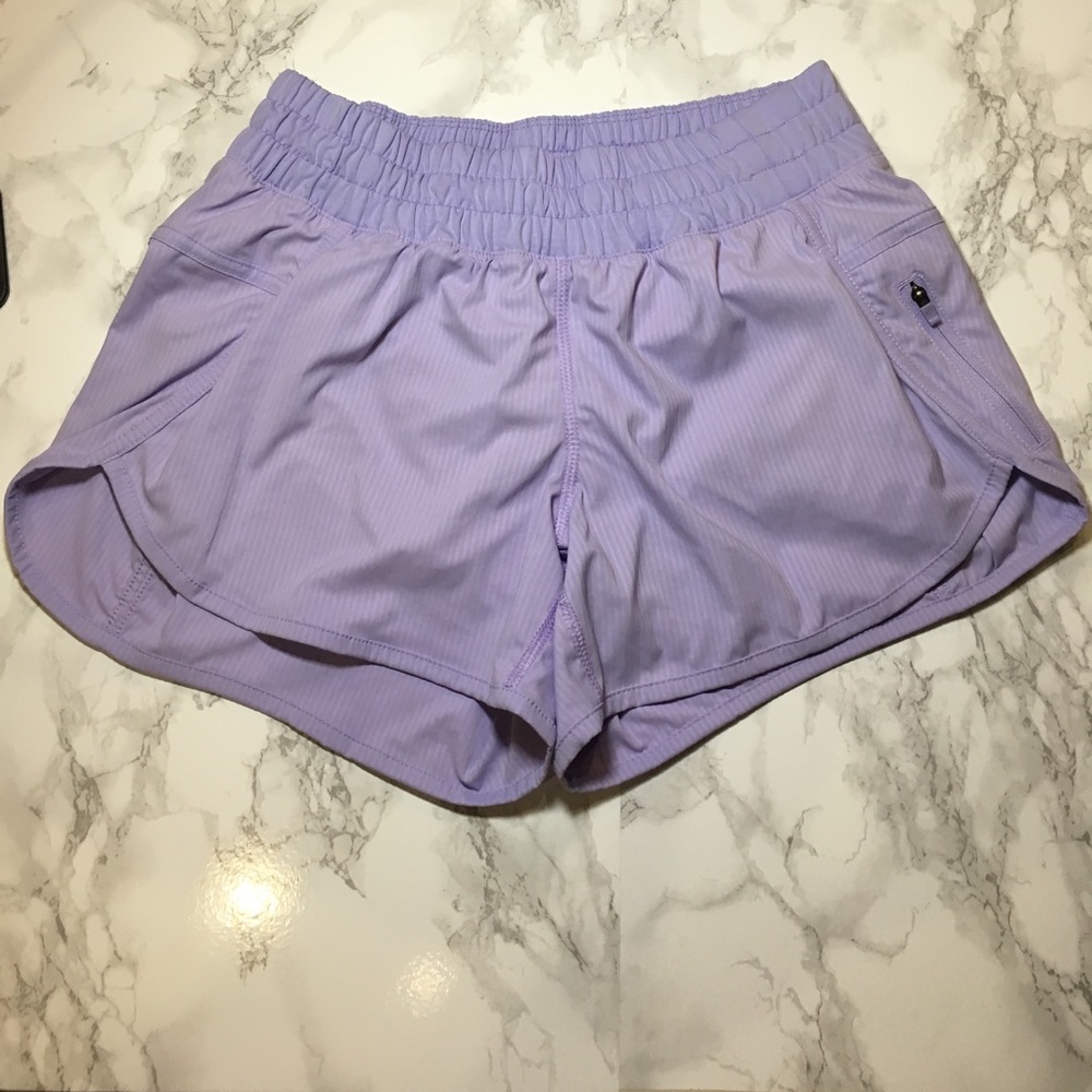 NWOT Lululemon Tracker Short III *4-Way Stretch