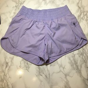 NWOT Lululemon Tracker Short III *4-Way Stretch