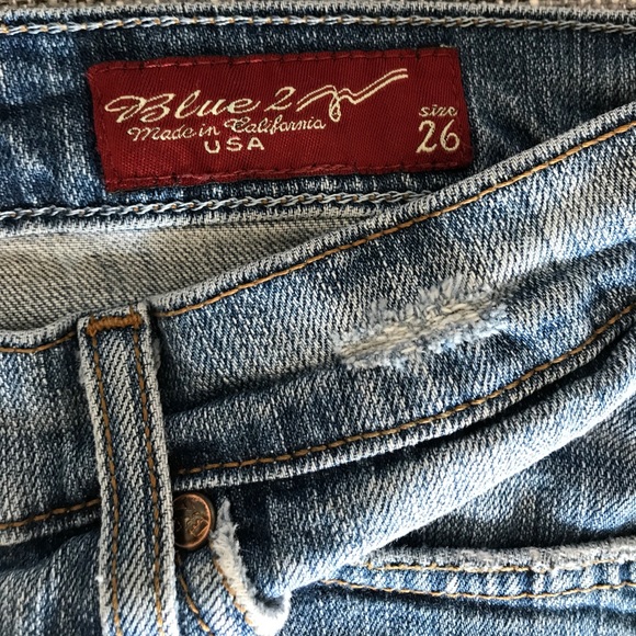 Denim shorts - Picture 3 of 3