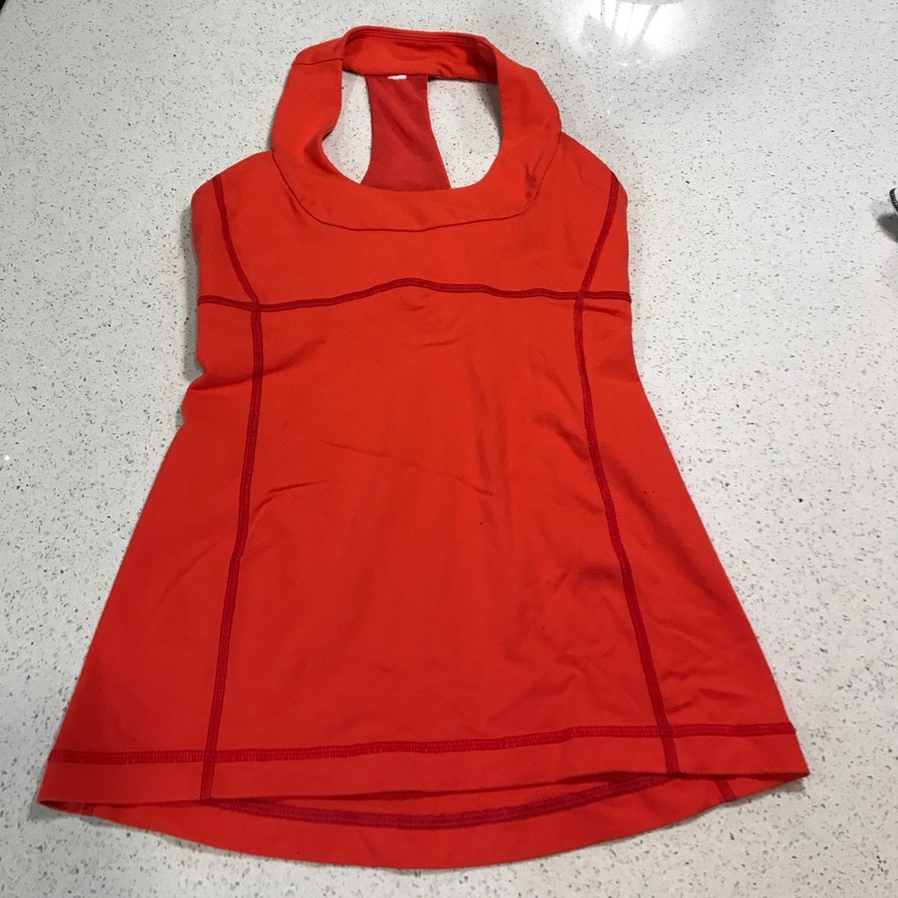 Lululemon scoop neck tank size 4