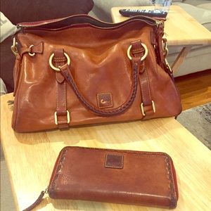 Dooney and Bourke Florentine Satchel Medium