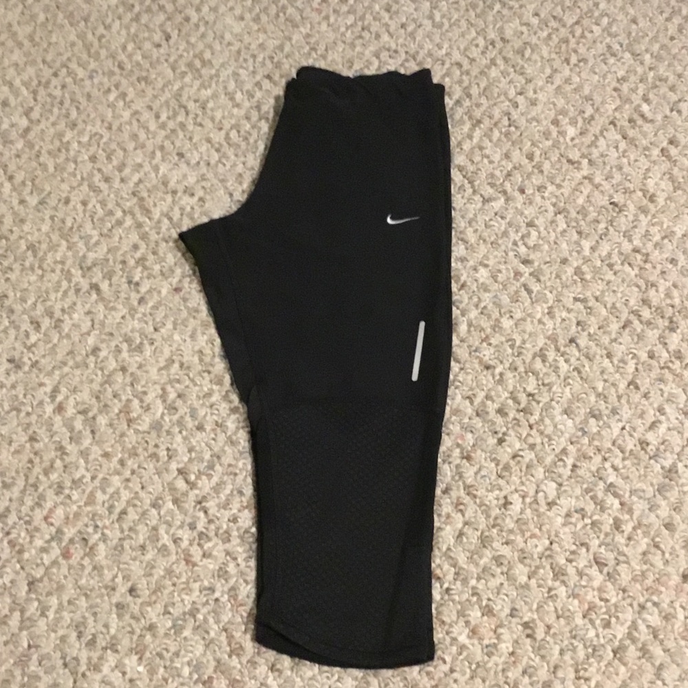Nike - Cropped Legging