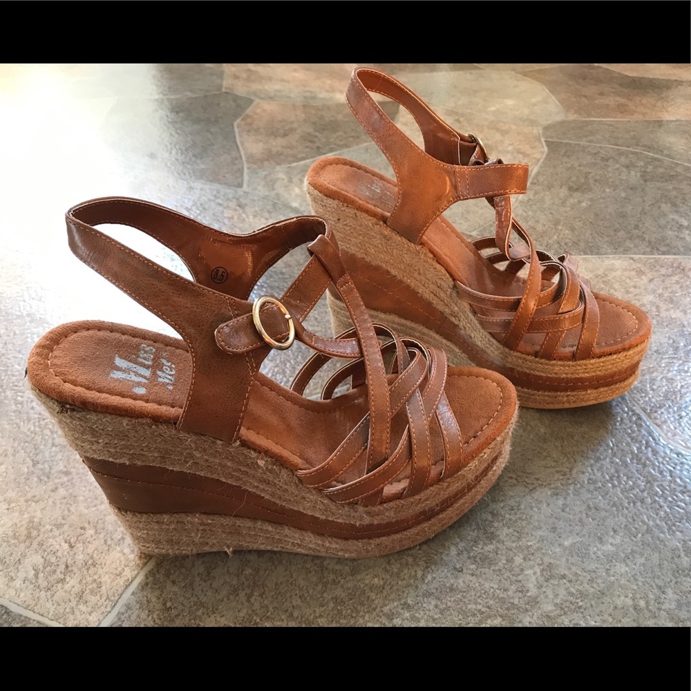 Strappy wedges