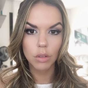 Meet your Posher, Raquel