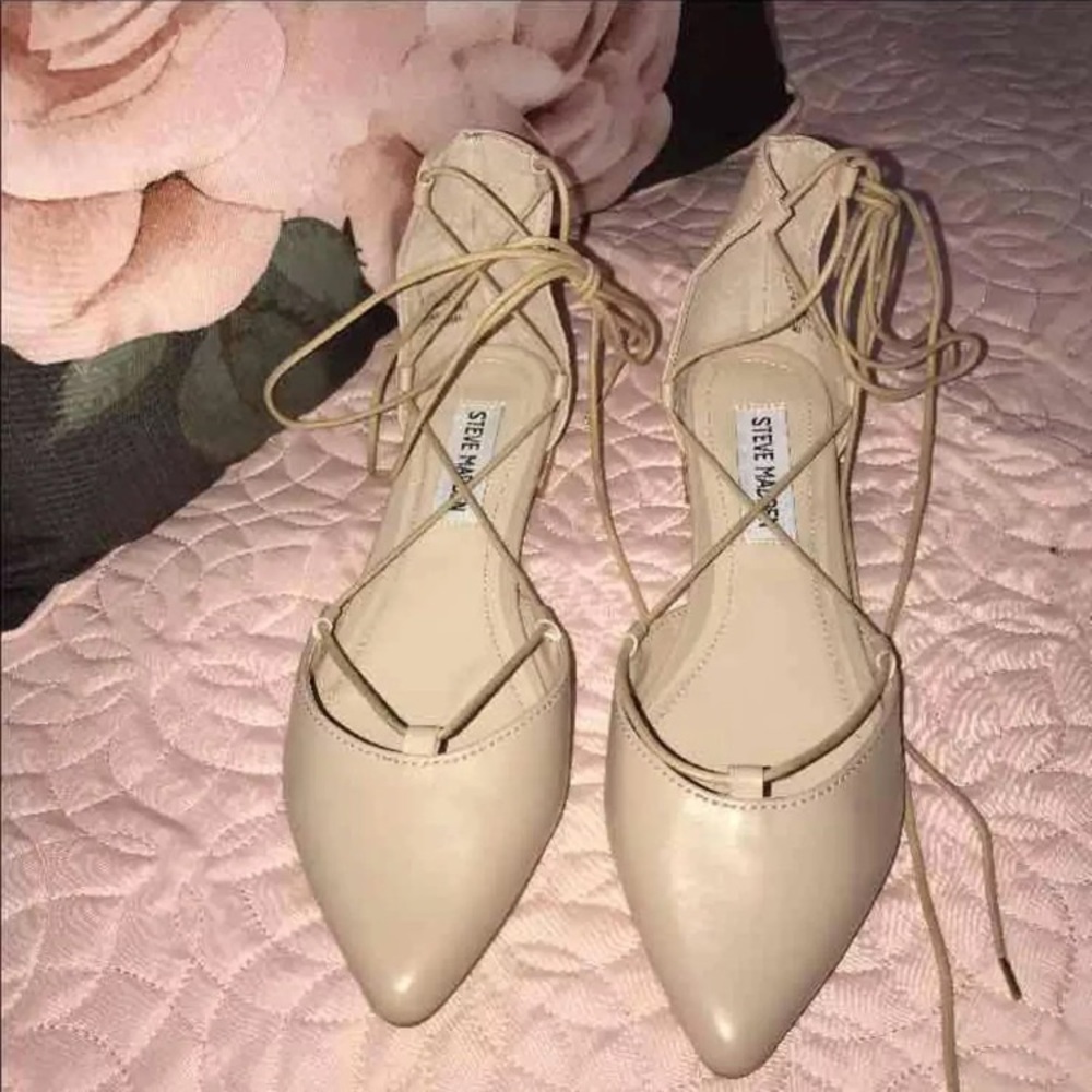 Steve Madden Lace Up Flats