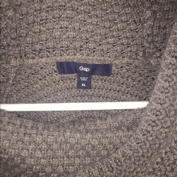 Gap sweater - Picture 2 of 4