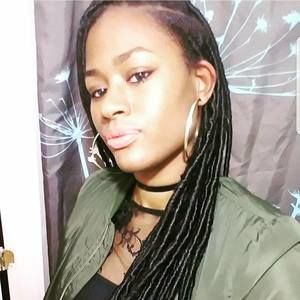 Meet your Posher, Hala