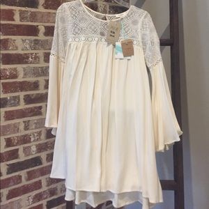 New with tag umgee off white/cream dress $22