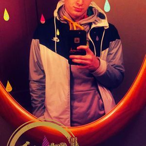 Meet your Posher, Kyle