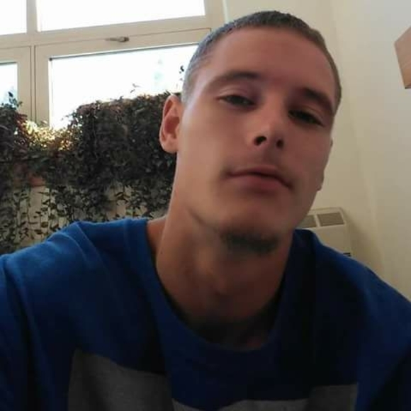 Meet your Posher, Wyteboy - Picture 1 of 1