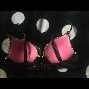 PINK Victoria's Secret Intimates & Sleepwear - Everywhere bra, composition print PINK Victoria's Secret Intimates & Sleepwear - Everywhere bra, composition print