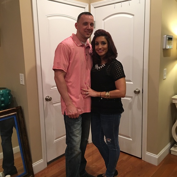 Welcome to my Closet! My name is Cheva Ising ๐ - Picture 4 of 5