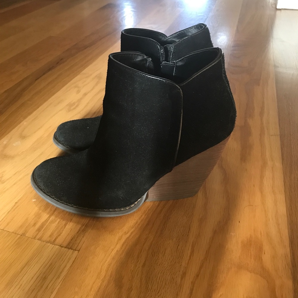 Suede ankle booties