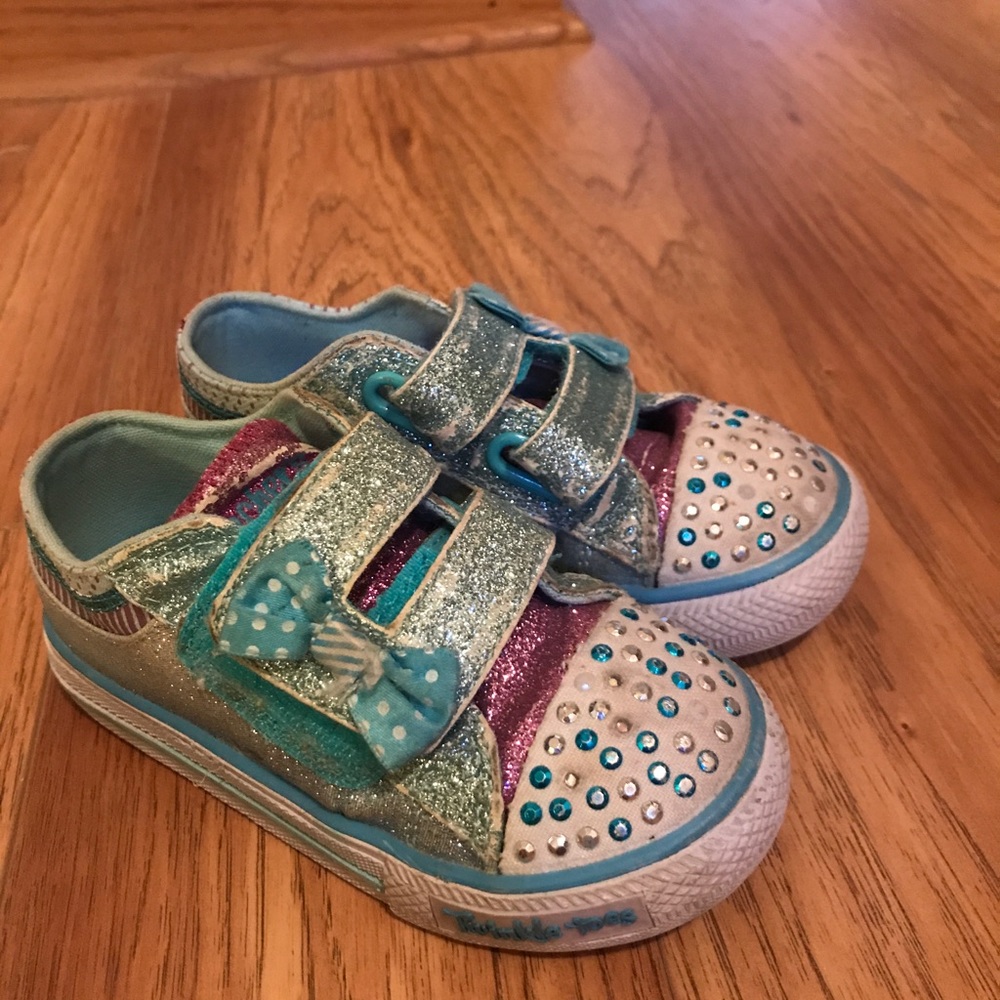 Twinkle Toes! Little Girls size 8. Used condition