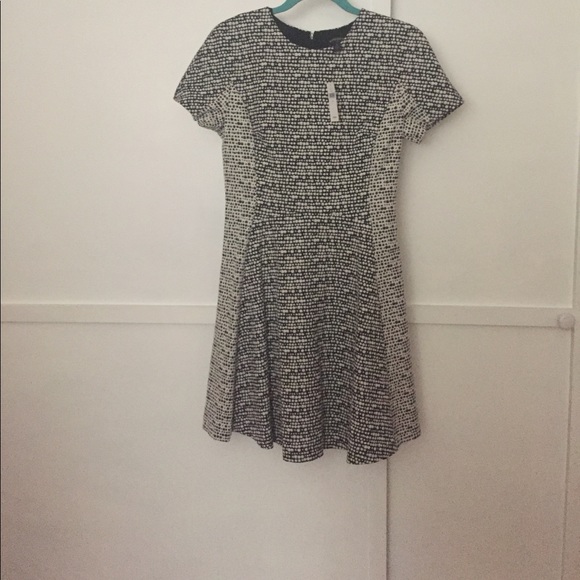 Brand New Banana Republic Dress. Size 4 - Picture 1 of 1