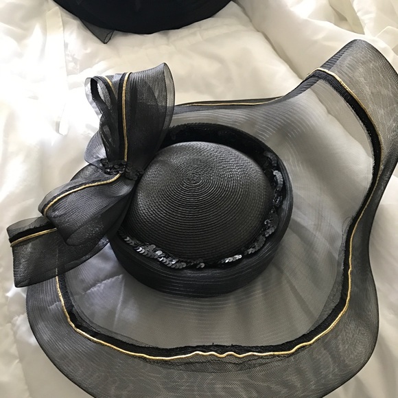 Designer Hats - Picture 2 of 8