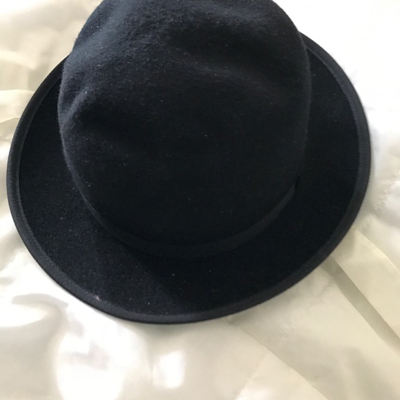 Designer Hats - Picture 4 of 8