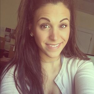 Meet your Posher, Sabrina
