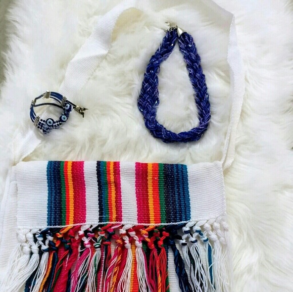 Custom hand made colombian crossbody purse. - Picture 1 of 6