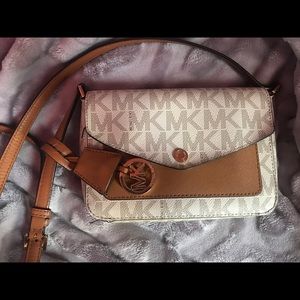 MICHAEL KORS Crossbody Bag
