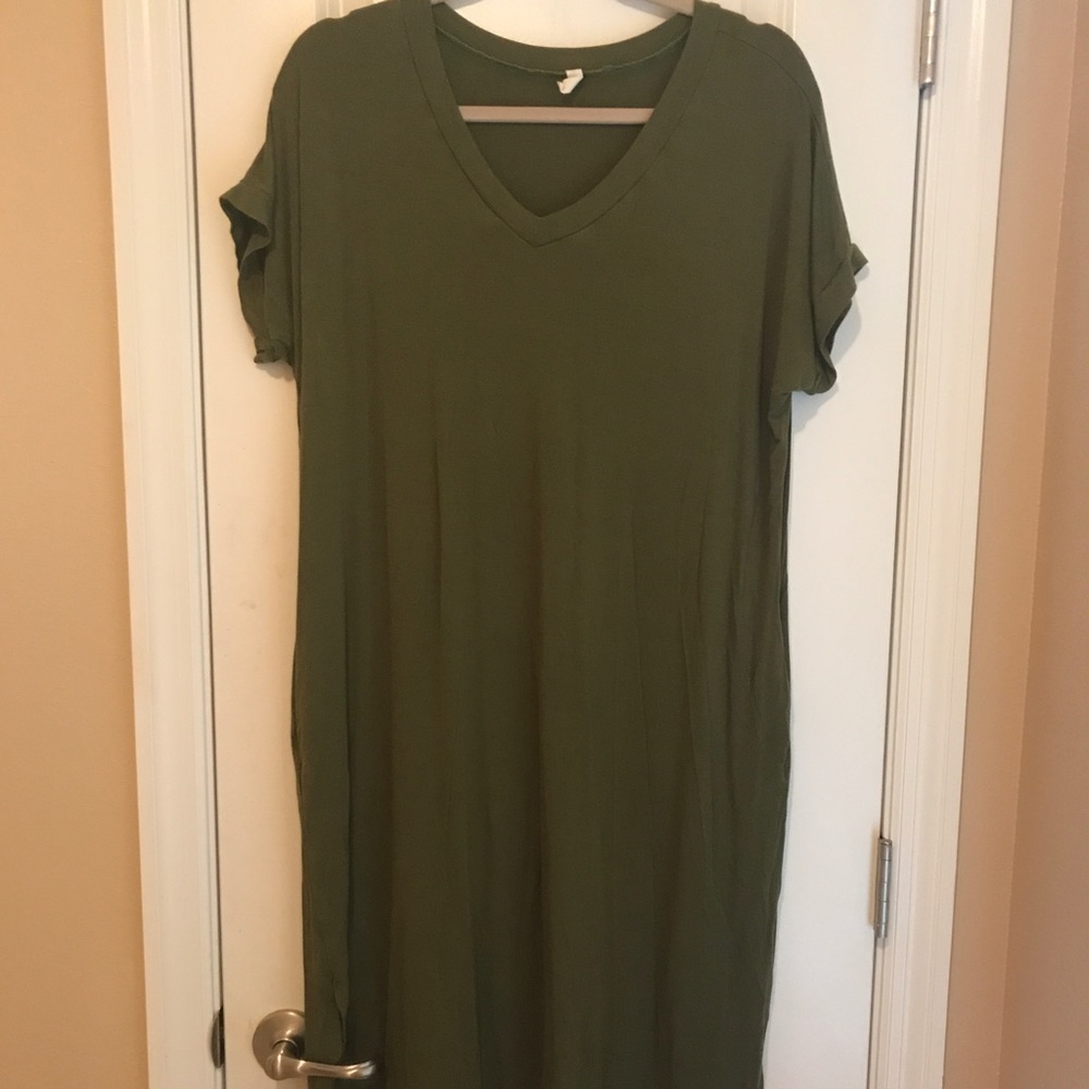 Pink Blush Maternity Midi dress