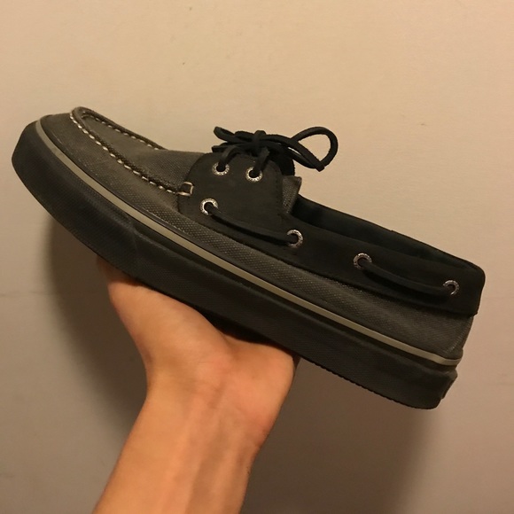 sperrys - Picture 1 of 4