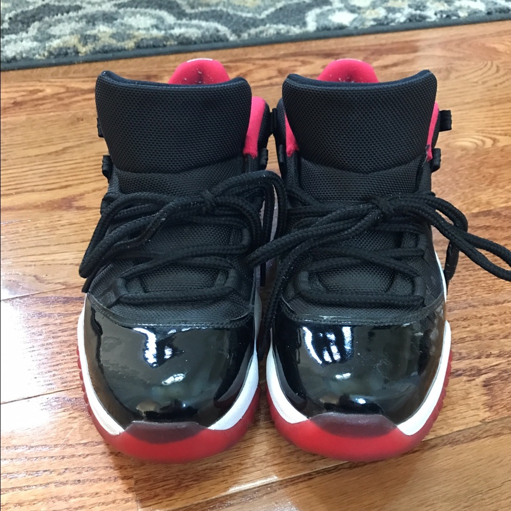 Jordan low bred 11